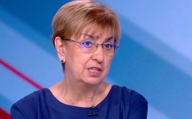 Екатерина Михайлова: Актът на Киселова относно референдума за еврото не подлежи на обжалване пред КС