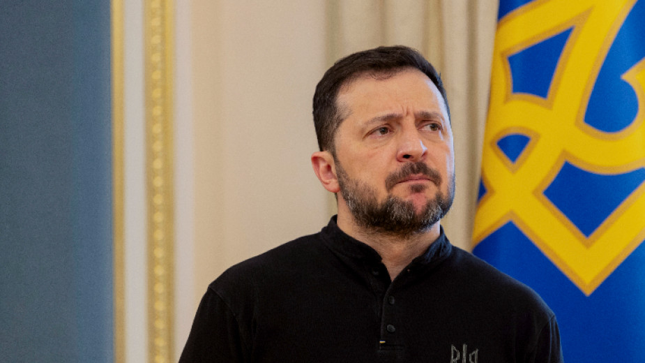 Зеленски: Западът ни притиска да мобилизираме 18-годишните
