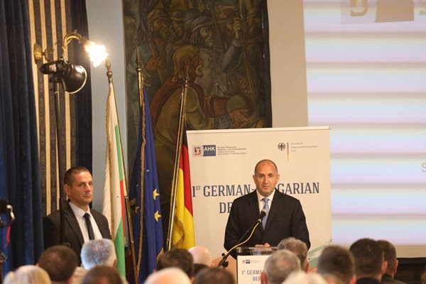 Президентът Радев: Страните в Европа да работят заедно по нови технологии в отбраната, за да преодолеем пропуските