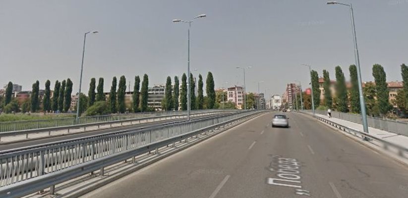 Мъж е в болница след масов пиянски бой в парк в Пловдив