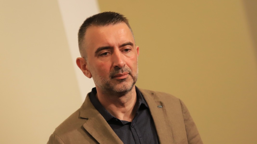Ивайло Вълчев пред БГНЕС: Орбан лично нареди българските поправки на доклада на Вайц за Северна Македония да бъдат блокирани