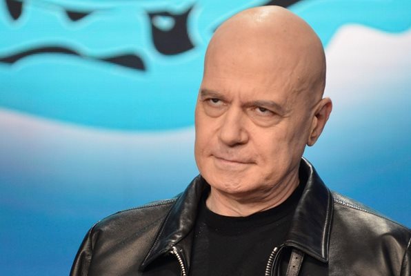 Слави Трифонов: Северна Македония нито заслужава, нито е достойна да е европейска
