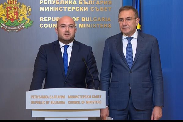 Откриха нови стаи на ужасите в Бургаско. Държавата най-накрая ще наказва като престъпление работата на нелегални хосписи и домове