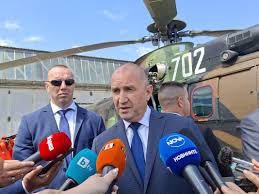 Радев: Най-нагло се лъже, че договорът с 