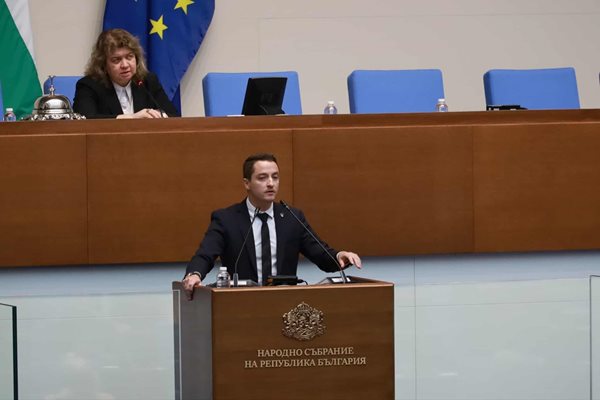 Божанков зарови томахавката и обяви, че вече няма да бойкотира Цончо Ганев