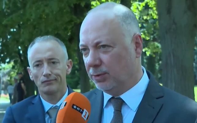 Росен Желязков за Радев: Няма да коментирам от Кишинев пловдивски сказки