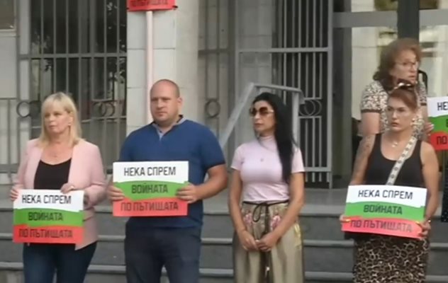 Двама свидетели не се явиха за разпит по делото за смъртта на Сияна, отлагат го за септември