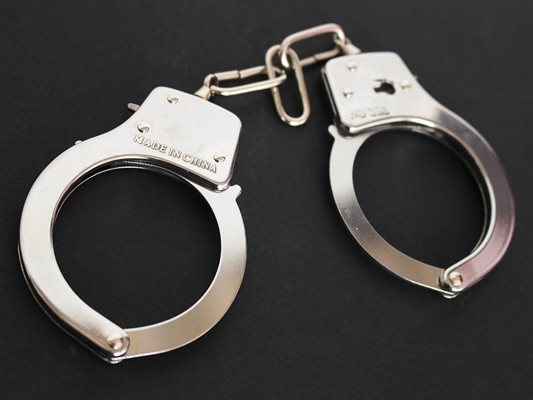 Задържаха жената, смятана за предполагаемия убиец на детето в Гърция