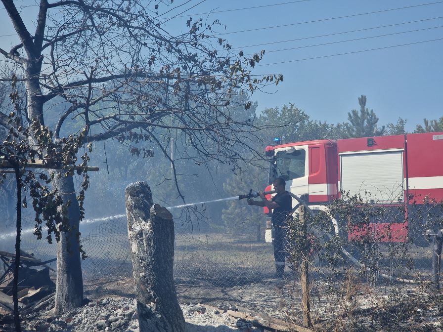 269 пожара са потушени у нас през последното денонощие