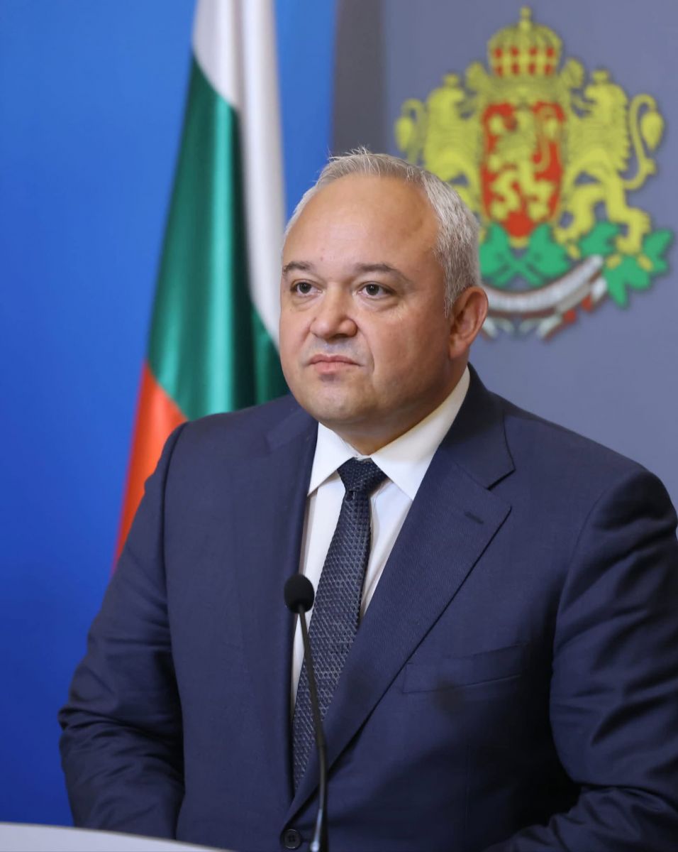 Демерджиев сезира и.ф. главния прокурор за забавено разследване за десетки милиони евро