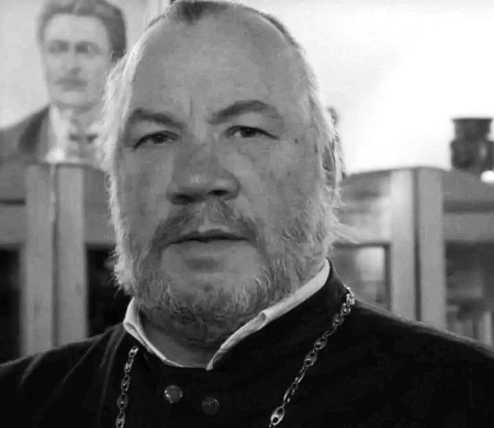 Почина отец Боян Саръев
