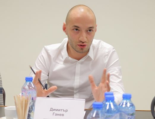 Димитър Ганев: Радев може да подаде оставка още преди да назначи служебен премиер
