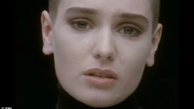 Почина Шиниъд О'Конър 