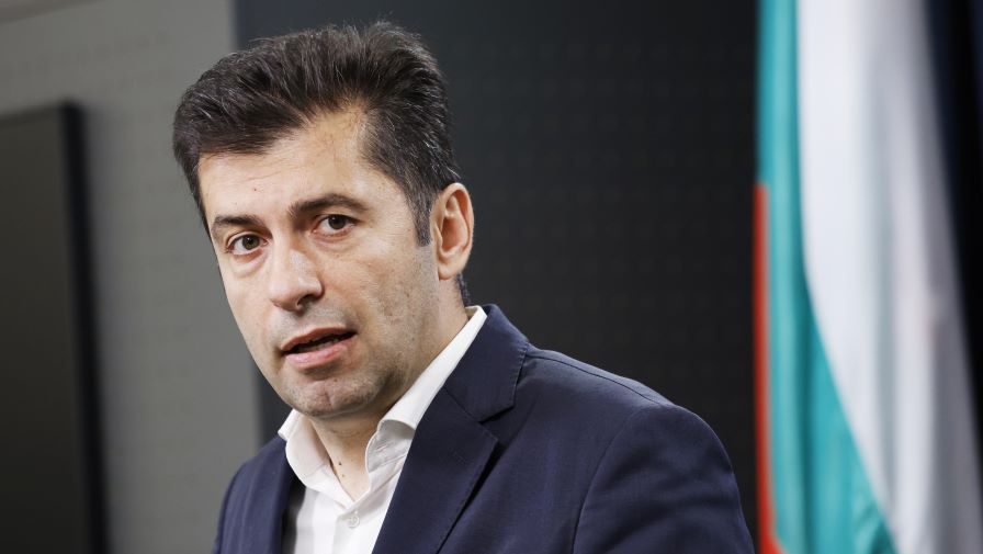 Кирил Петков: намерения без ефект