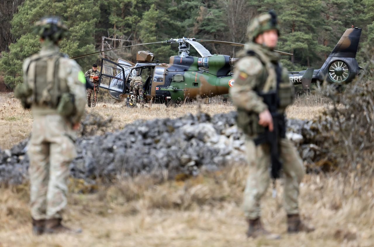 Германската армия се нуждае от до 260 000 войници, заяви водещ синдикалист от отбраната