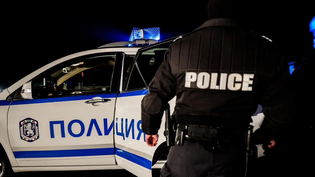 Задържани са четирима души при полицейска операция в област Благоевград, иззети са наркотици