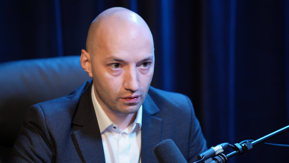 Димитър Ганев: България между Запада и Русия, между християнството и врачките, между статуквото и промяната
