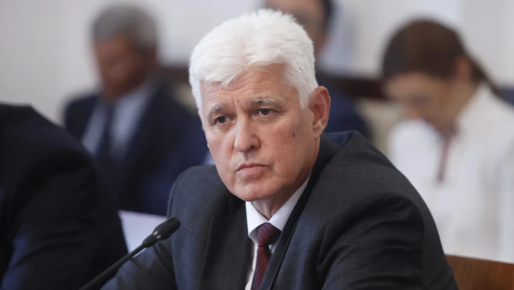 Димитър Стоянов: Отказахме на САЩ самолетите им да останат в София до 31 юли