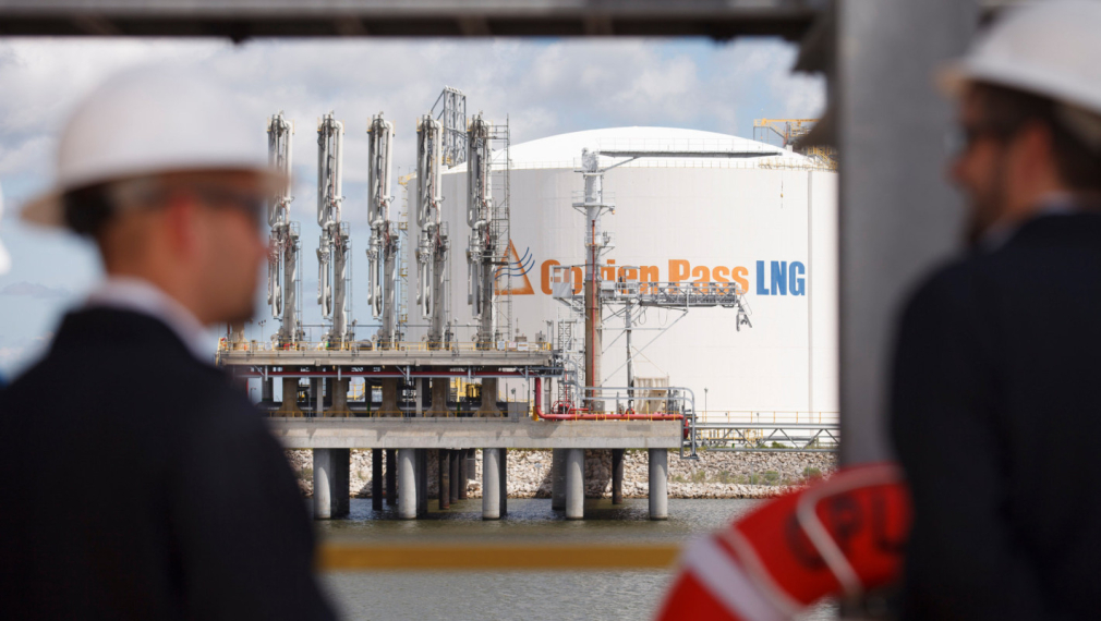 „Газпром“: Заради студа САЩ пренасочват втечнения газ към вътрешния си пазар, Европа остава на заден план