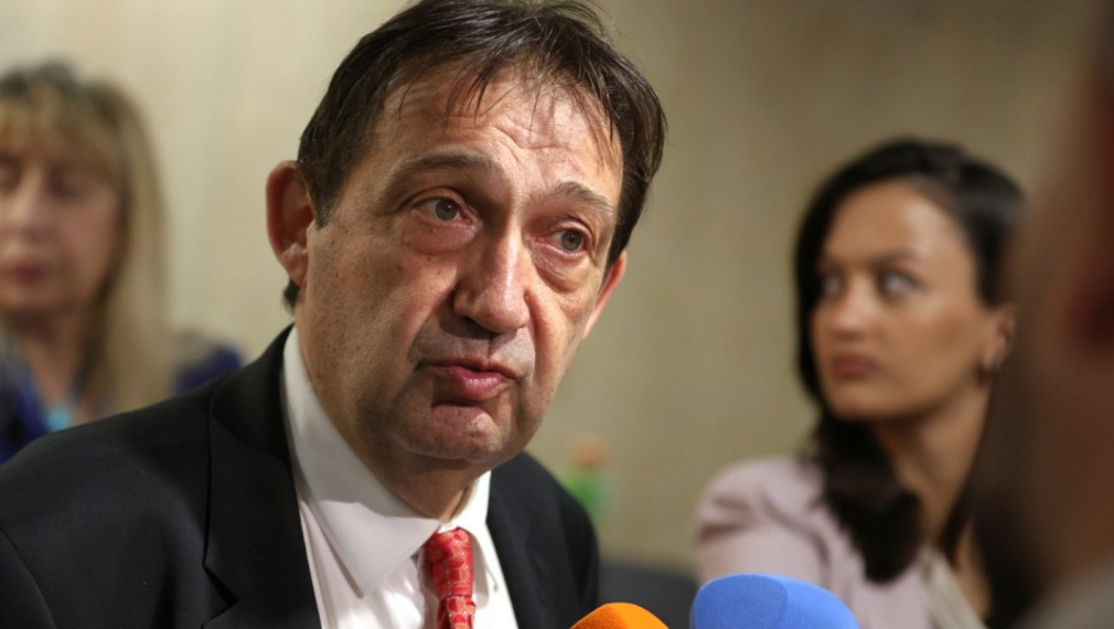 Шишков: Във Варна е действал механизъм за незаконно строителство от 2023 г. досега, открити са 42 фалшиви удостоверения