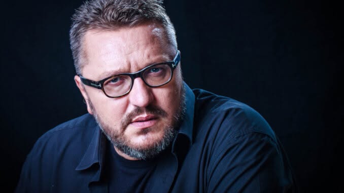 Мартин Карбовски: Запитвали ли сте се защо плюят Радев!? Президентът, който не поиска да стане политик!