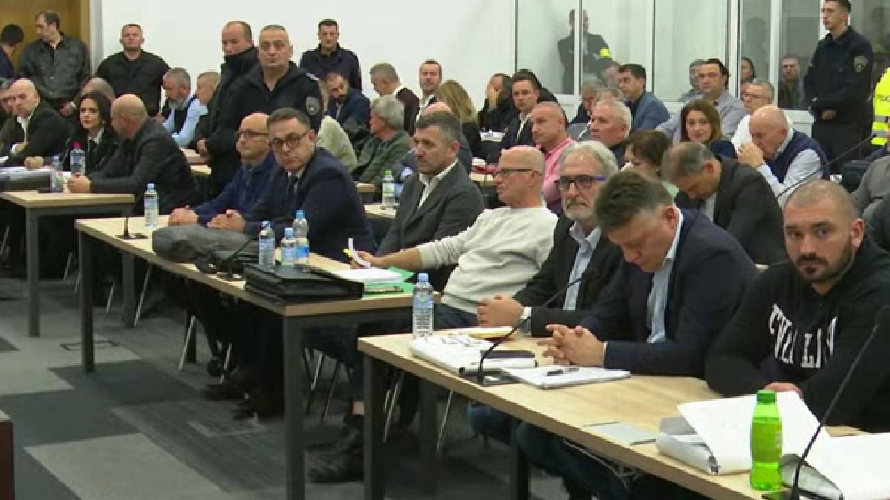 Разкритие: Българска заря убила децата в дискотеката в Кочани!