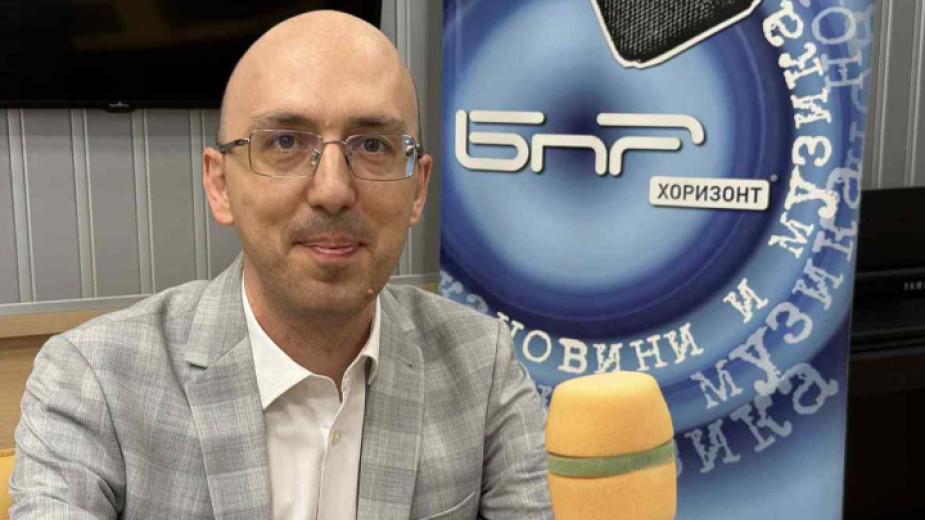 Людмил Илиев: ГЕРБ вече не дърпа нишките на партийната система и Пеевски го знае