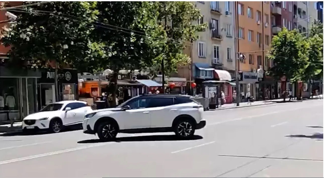 Глобиха Манол Пейков за две нарушения на пътя