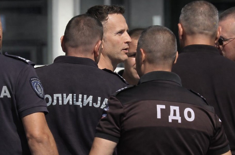Мавродиев е обвинен за длъжностно присвояване, остава в ареста поне за 72 часа
