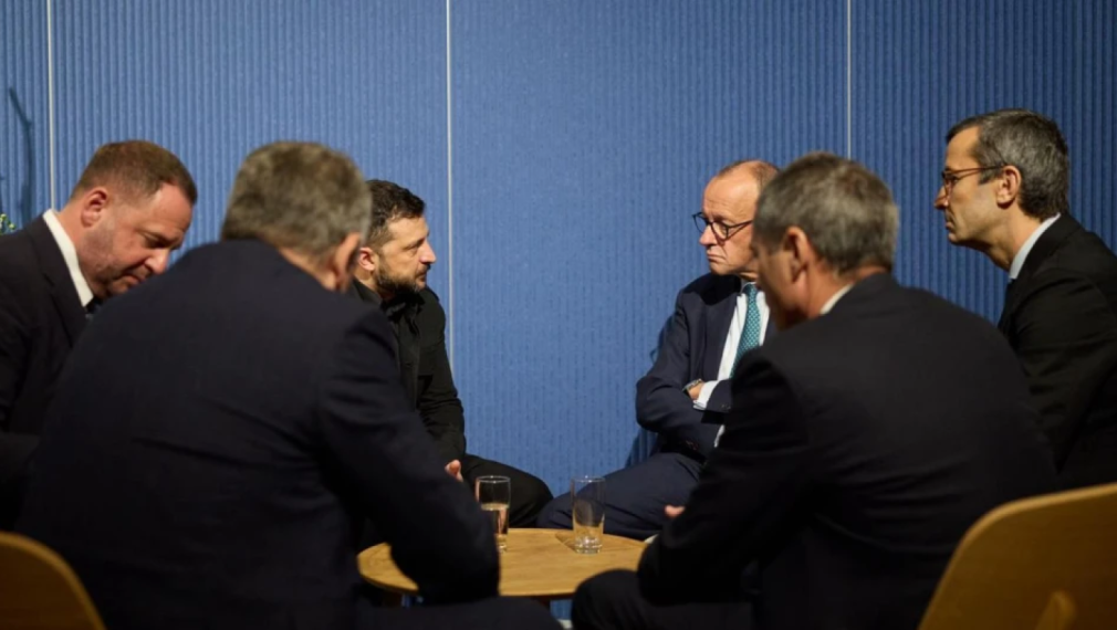 Мерц към Зеленски: Американците играят игрички както с вас, така и с нас