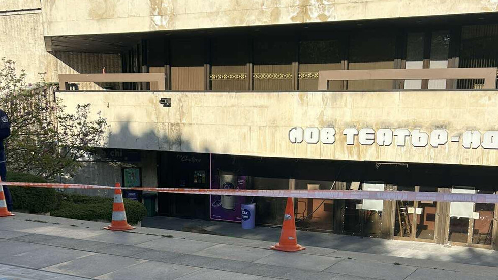 Дете е в кома след падане от тераса на НДК