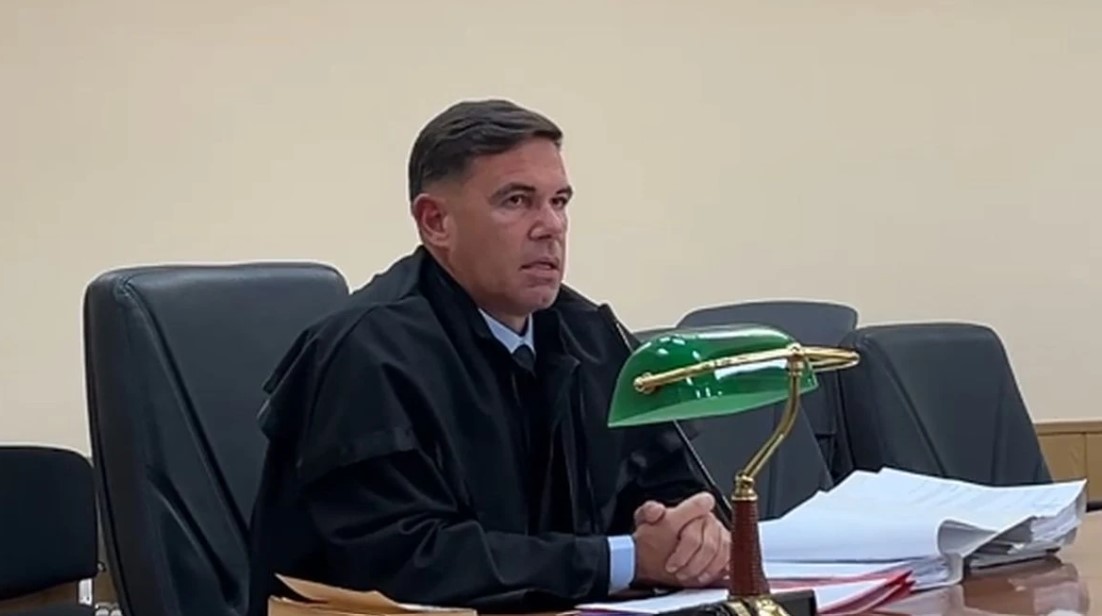 Кървави следи и ДНК от бутилка вода сочат към Славчо Мегеров за убийството на Филипов