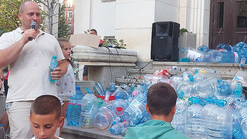 Пореден протест срещу безводието в Плевен