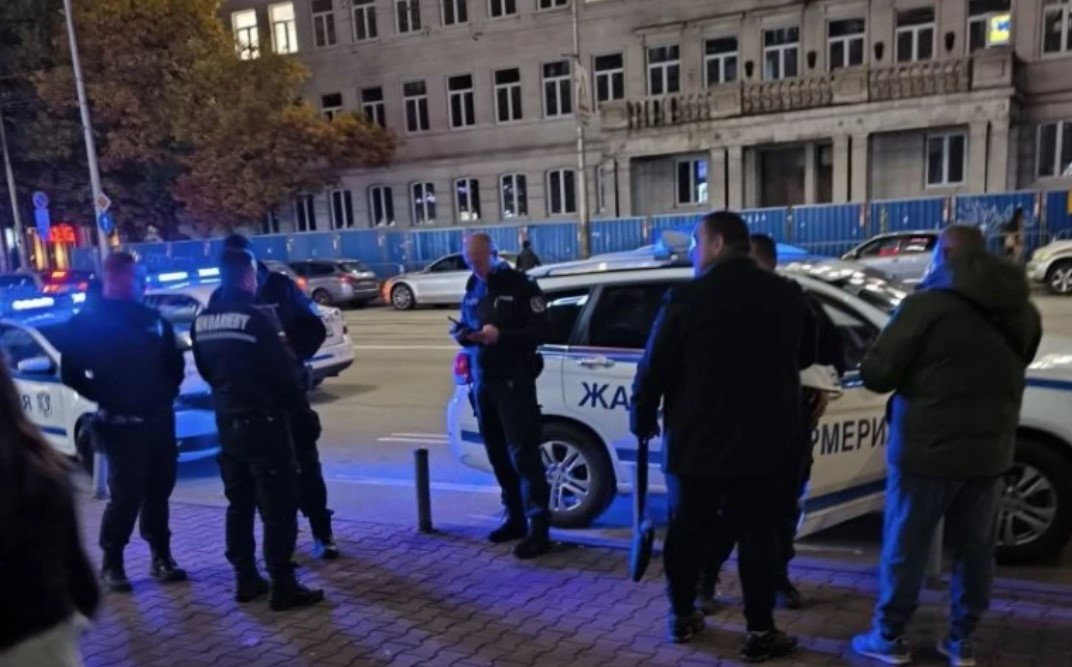 Младежът, обвинен за убийството в мола, е настанен в болница