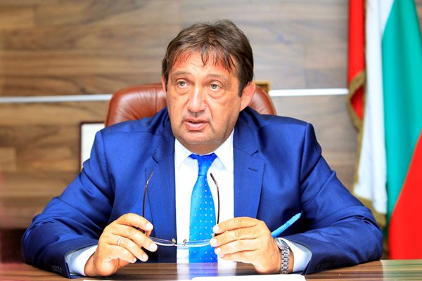 Иван Шишков: Поръчката за над 1 милиард евро за основни ремонти ще бъде прекратена