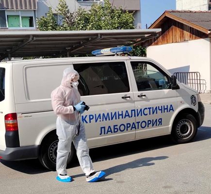 Откриха мъртво момиче зад стадион 