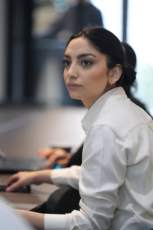 Един геноциден маниак напада диктатор