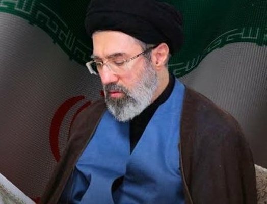 Местят иранския върховен лидер в различни бункери през 24 часа