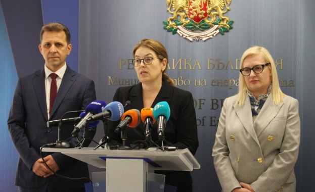 Министър Петрова смени ръководството на БЕХ и сложи начело на холдинга Андрей Живков