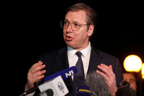 Вучич отива на срещата на върха в Черна гора въпреки предупреждение на службите, че е в опасност