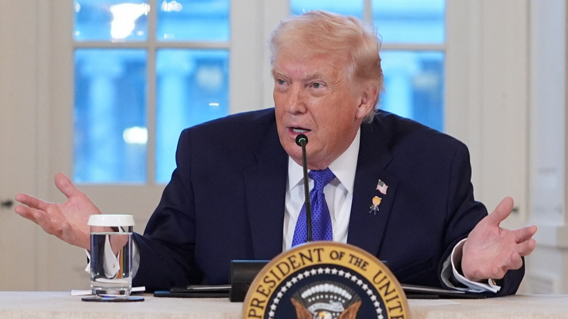 Тръмп: Пилотите на разбилия се край Ормузкия проток US хеликоптер са невредими