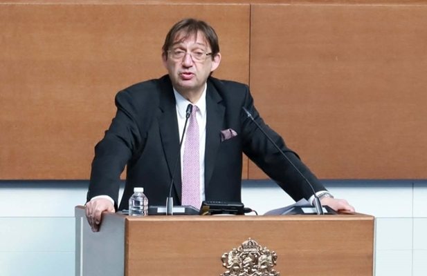 Шишков: Сглобката е сглобила незаконния град във Варна