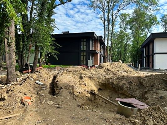 Живеещи във „Форест клуб“ плащали водата директно на собственика