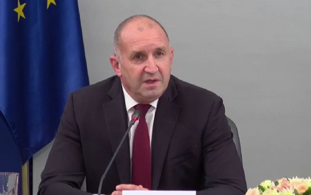 Радев: Не искам да намесваме църквата в политиката, но и политиката да не навлиза в религията