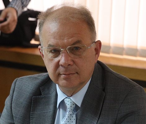 Двама братя гърци владеят 70% от млекопреработването у нас