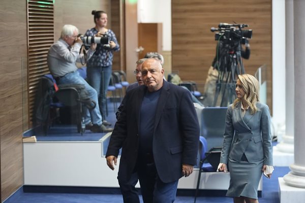 Бойко Борисов: Светът върви към война