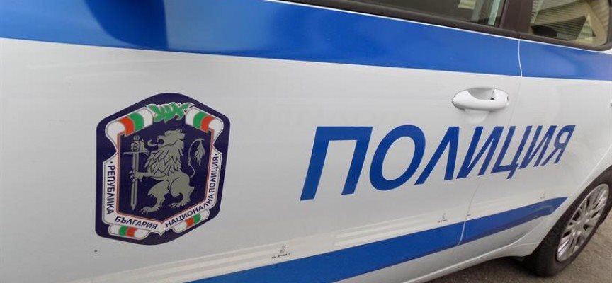 Отвлякоха 19-годишна от бензиностанция в Гълъбово