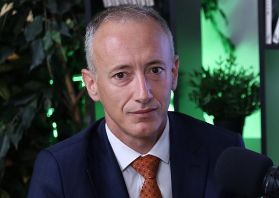 Красимир Вълчев: Голям процент ученици от тези общности ходят ежедневно с ножове