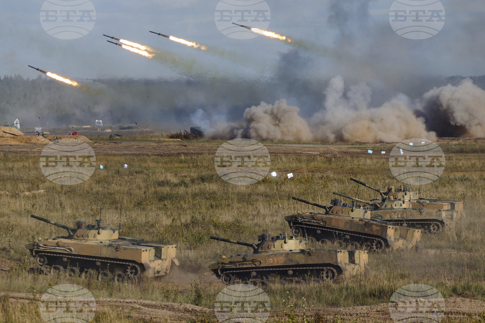 Русия и Беларус започнаха днес съвместните си военни учения 