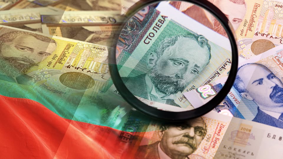 Откъде са ви парите? Проверяват внасящите левове в брой в банка ДСК, ОББ, Уникредит Булбанк и други трезори